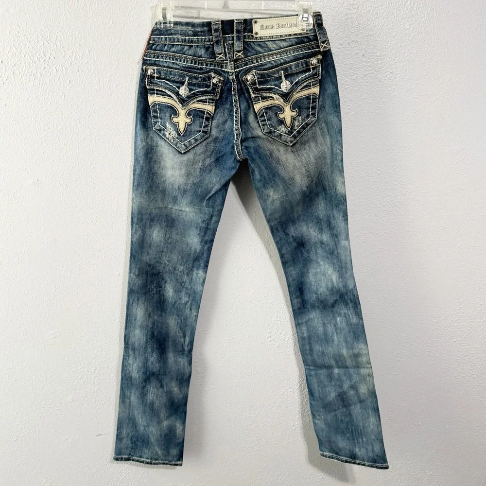 Rock Revival embellished Leah straight leg Jean size 26